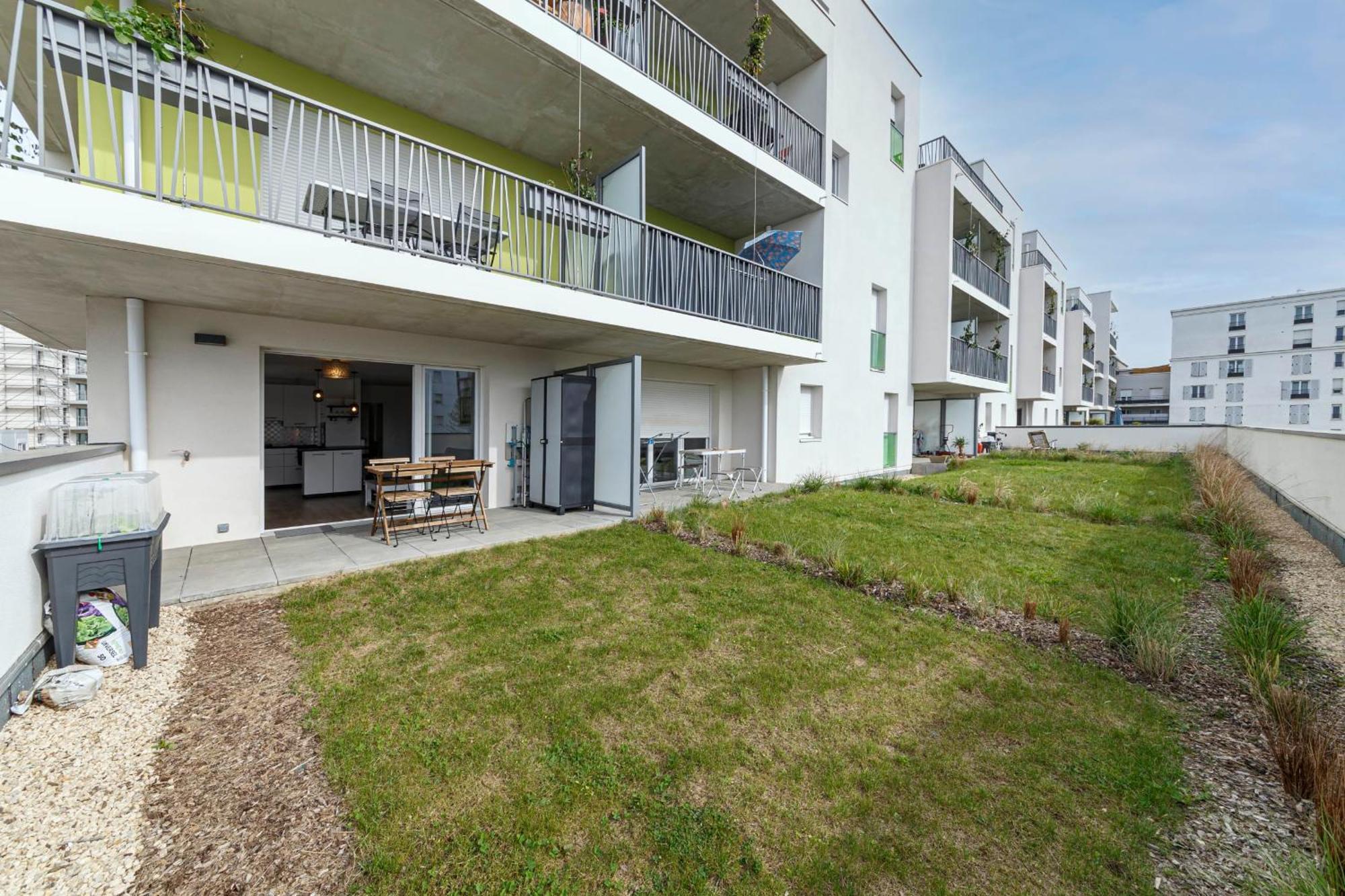 Apartamento T2 Terrasse -Terra Botanica Et Aquavita Angers Exterior foto